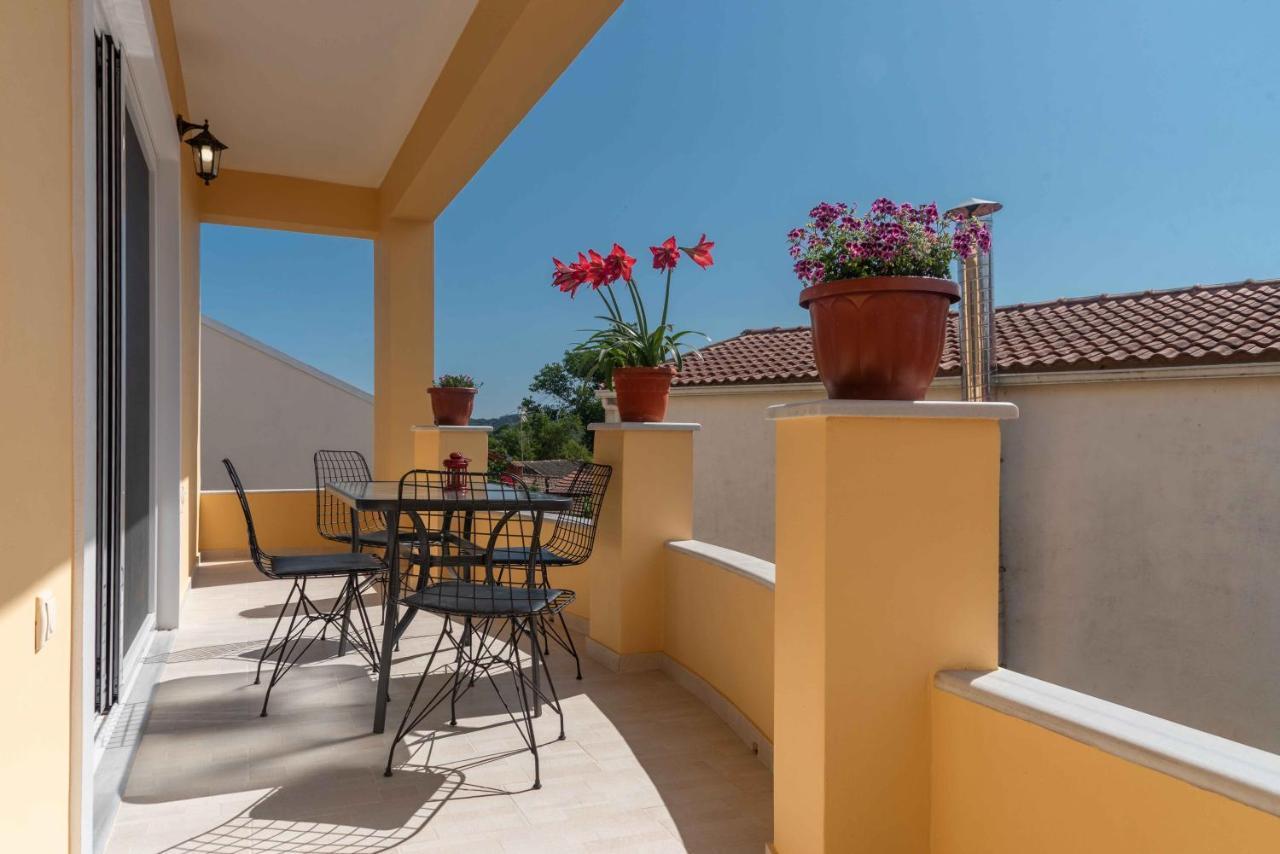 Villa Georgia Lefkímmi Buitenkant foto